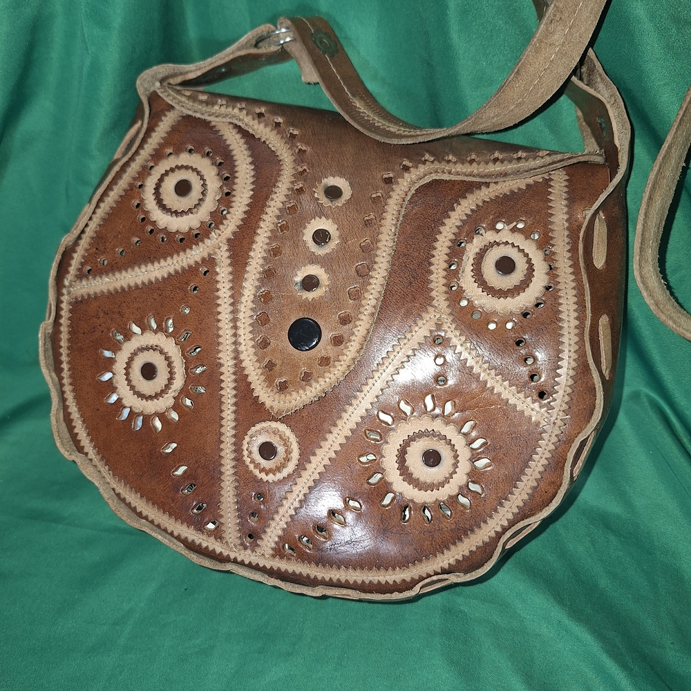Handcrafted Brown Leather Shoulder Bag Boho-Chic Vintage 1960s to 1970s